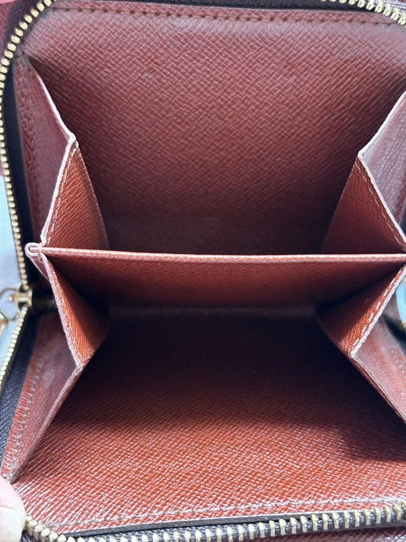 Louis Vuitton 二つ折り財布 モノグラム