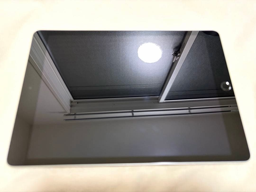 【超美品】Apple iPad シルバー 本体　第９世代