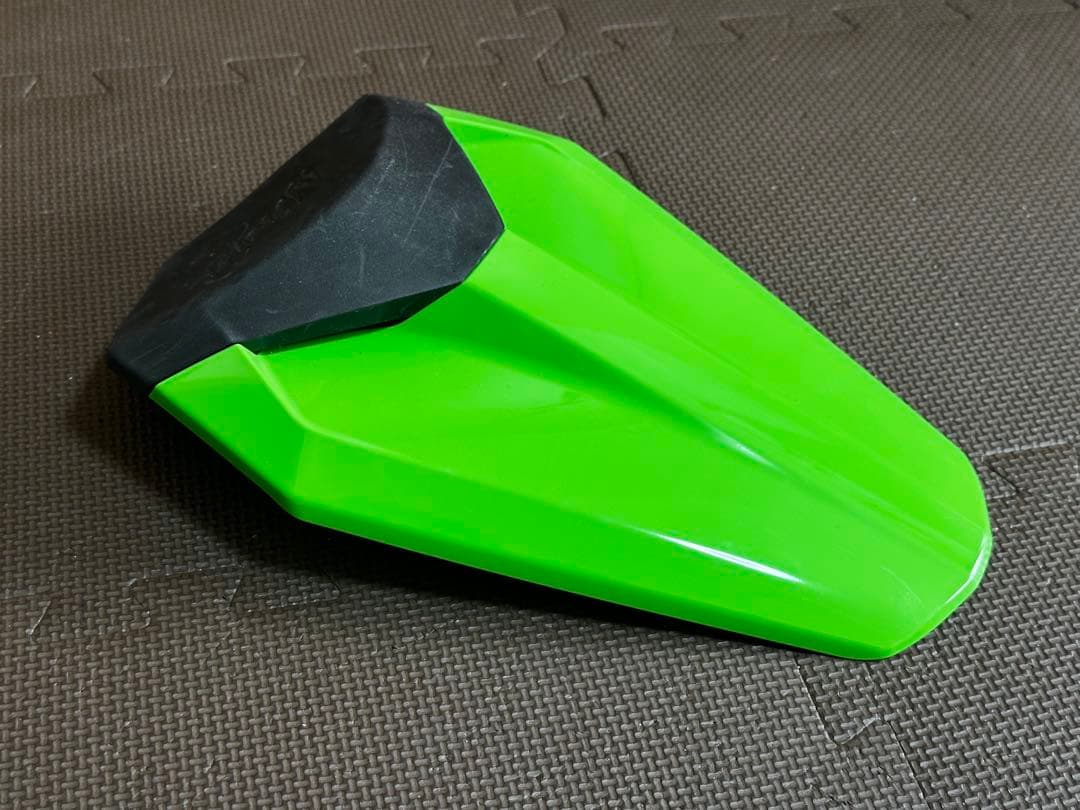 カワサキ純正シングルシートカウル《Ninja ZX-25Rなど》