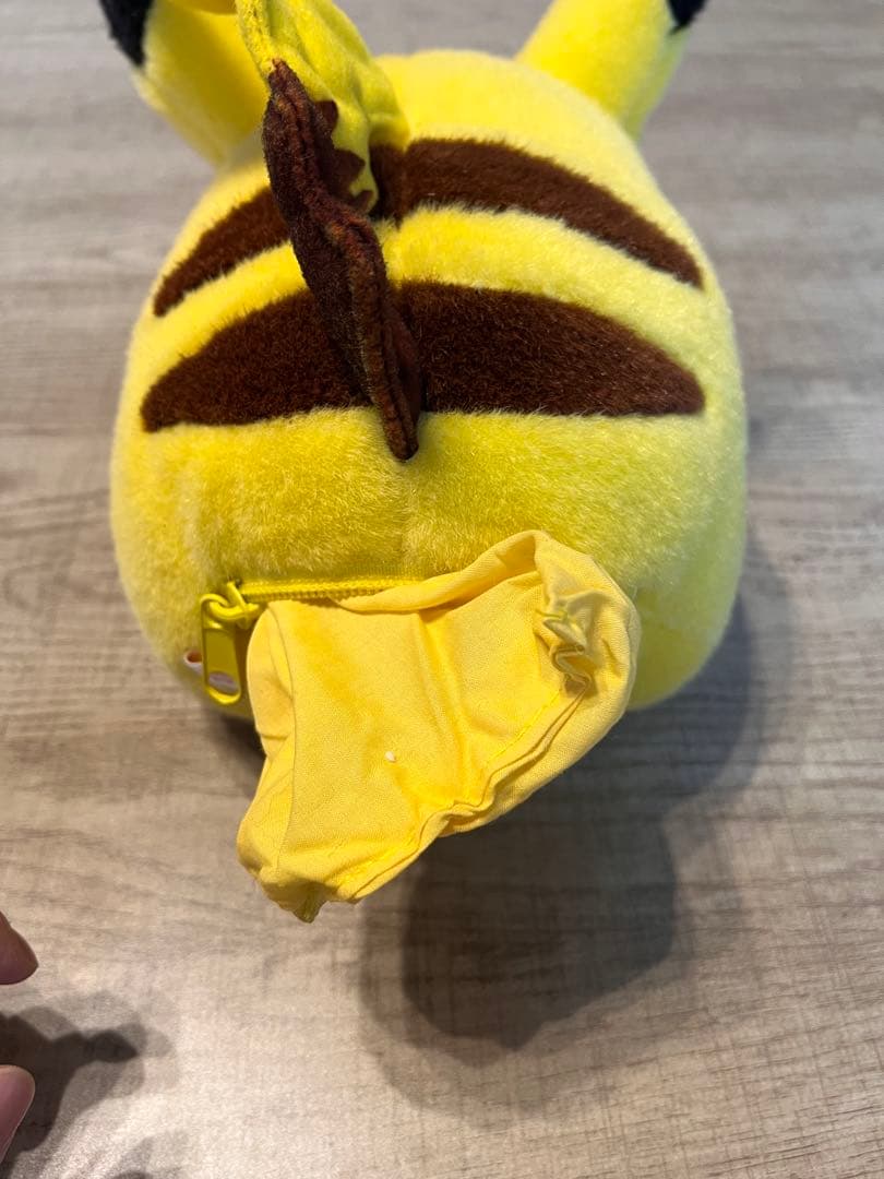 ピカチュウ おしゃべりぬいぐるみ