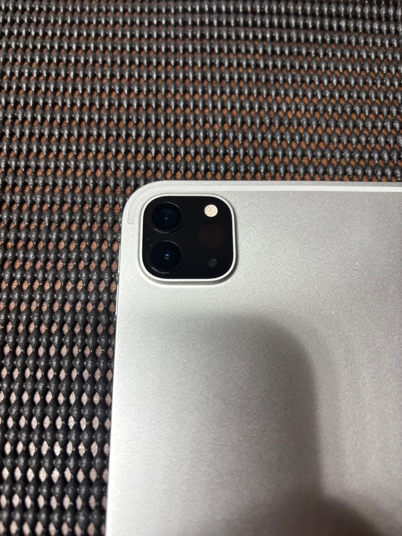 iPad Pro 11インチ　M2チップ　第四世代　即日発送