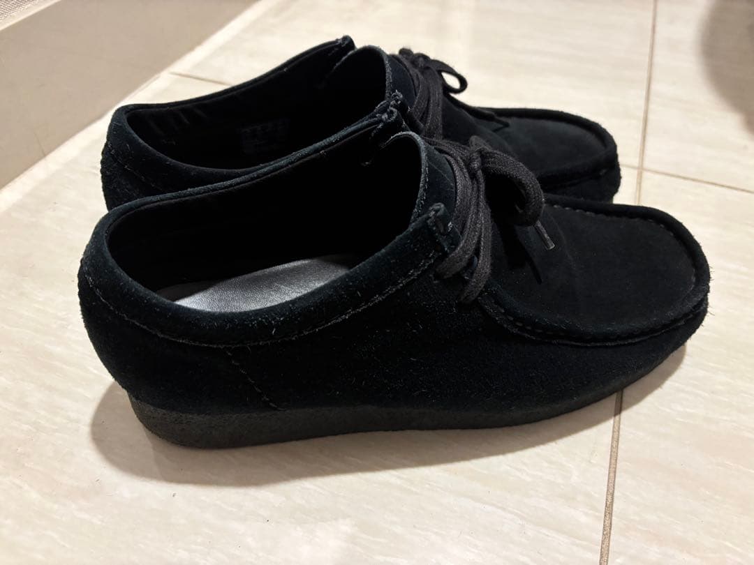 Clarks Wallabee evoブラック スエード