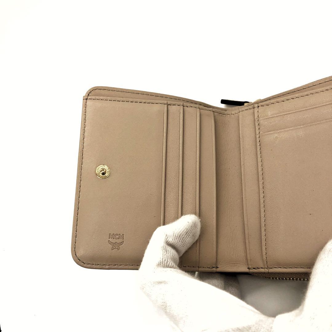未使用級✨MCM エムシーエム レザー　2つ折り財布