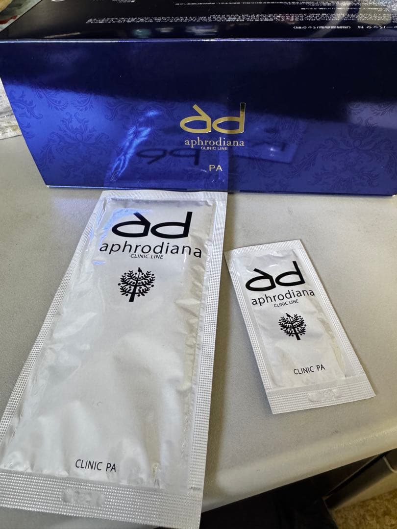 aphrodiana クリニックライン フェイスマスク 2種