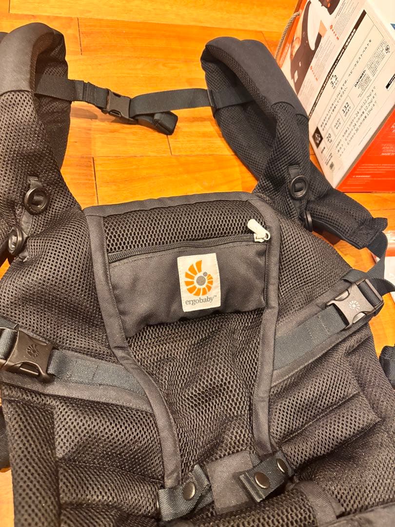 未使用美品 エルゴベビーergobaby クールエアーメッシュ　 　抱っこひも