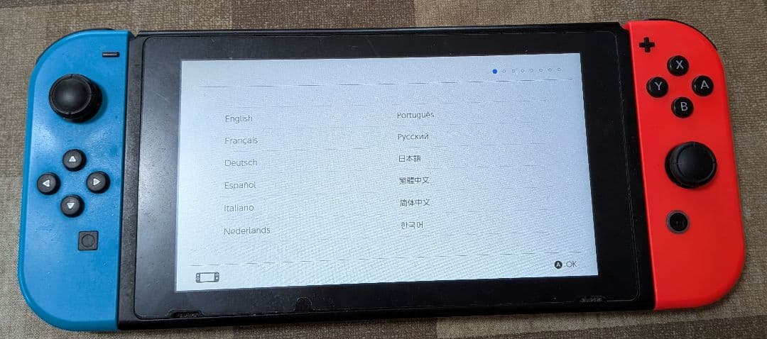 Nintendo Switch 本体　青/赤と、microSD 256