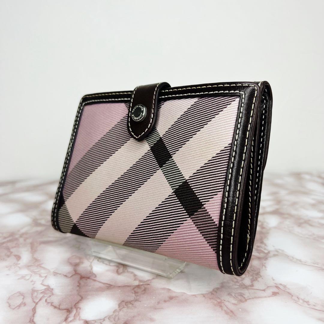 【未使用級品】BURBERRY 二つ折り財布　折り財布