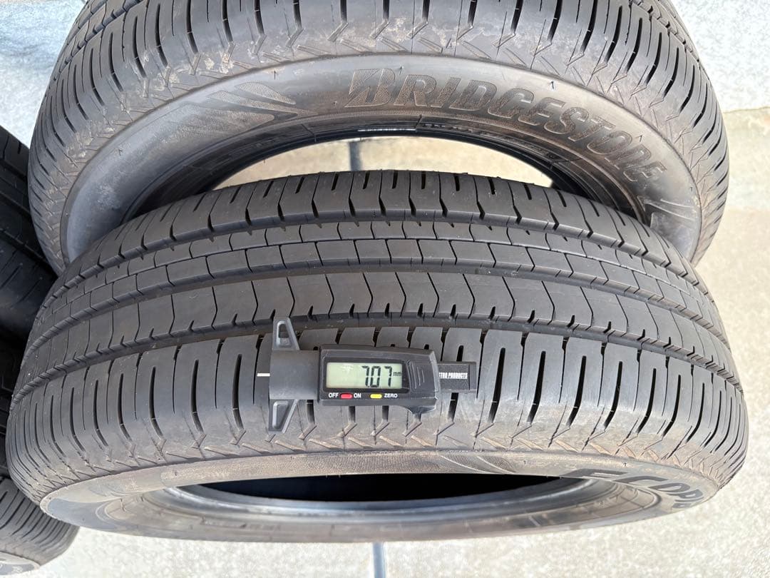 【送料込】バリ山 2023年 205/65R16 ブリヂストンNH200 2本