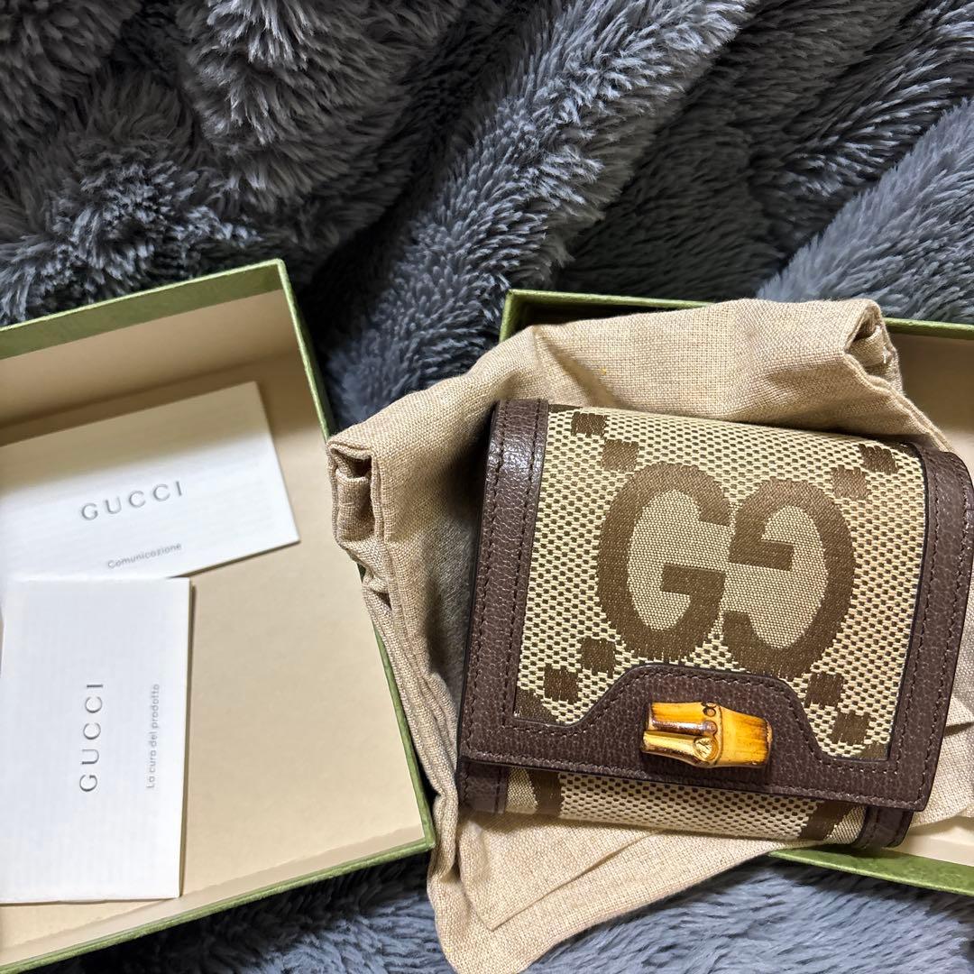 本日限定価格　最安値　ノベルティ付き　Gucci ジャンボGG 折り財布　大容量