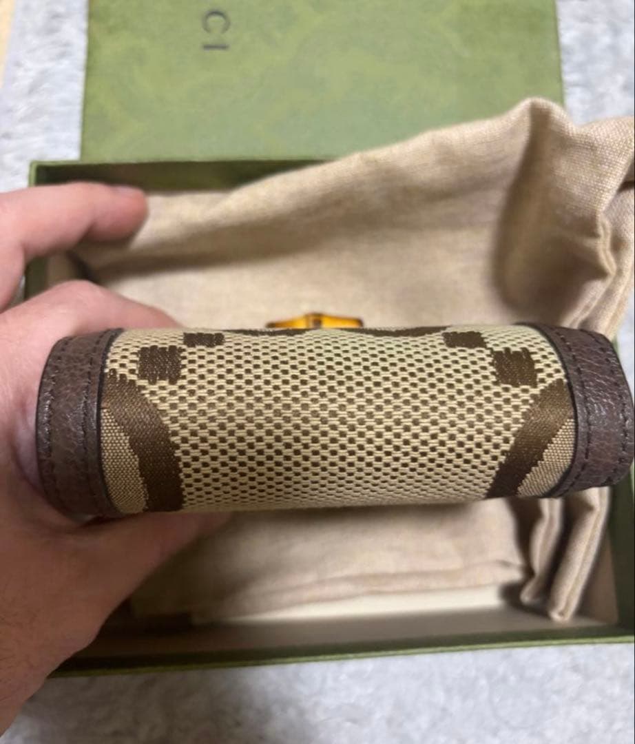 本日限定価格　最安値　ノベルティ付き　Gucci ジャンボGG 折り財布　大容量