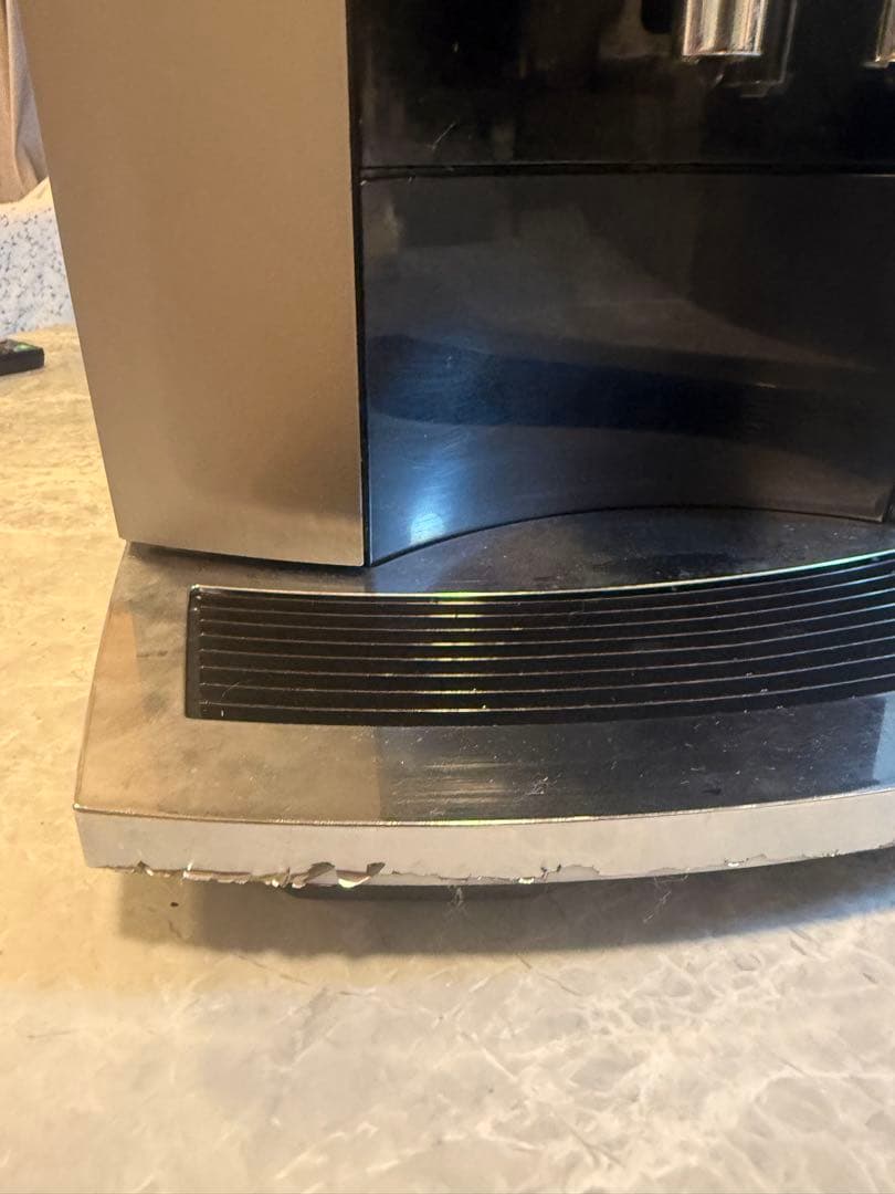 [値下げ]Jura E8 自動エスプレッソマシン シルバー