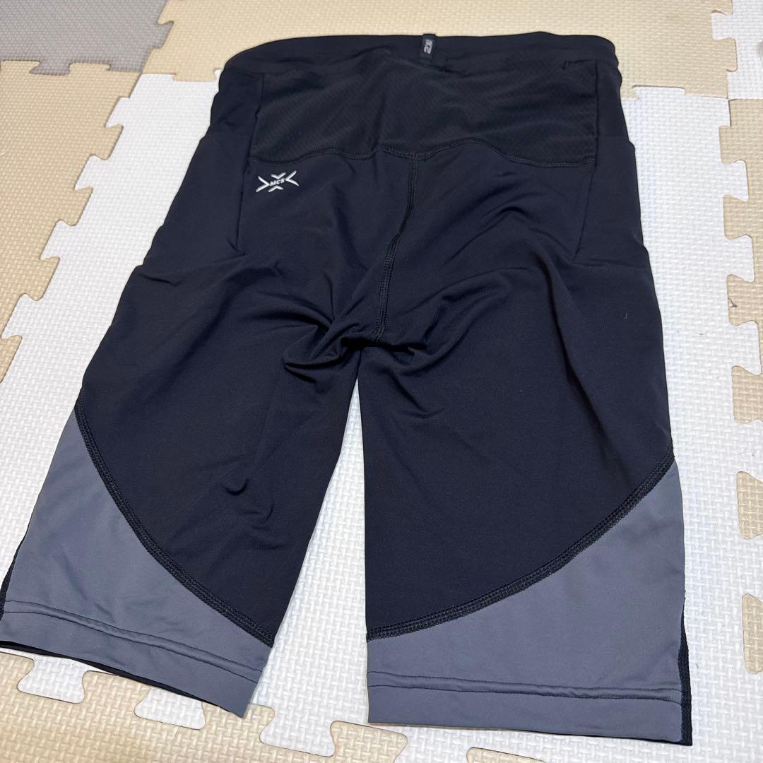 美品 2xu ライトスピード リアクト コンプレッションショート MA7050B