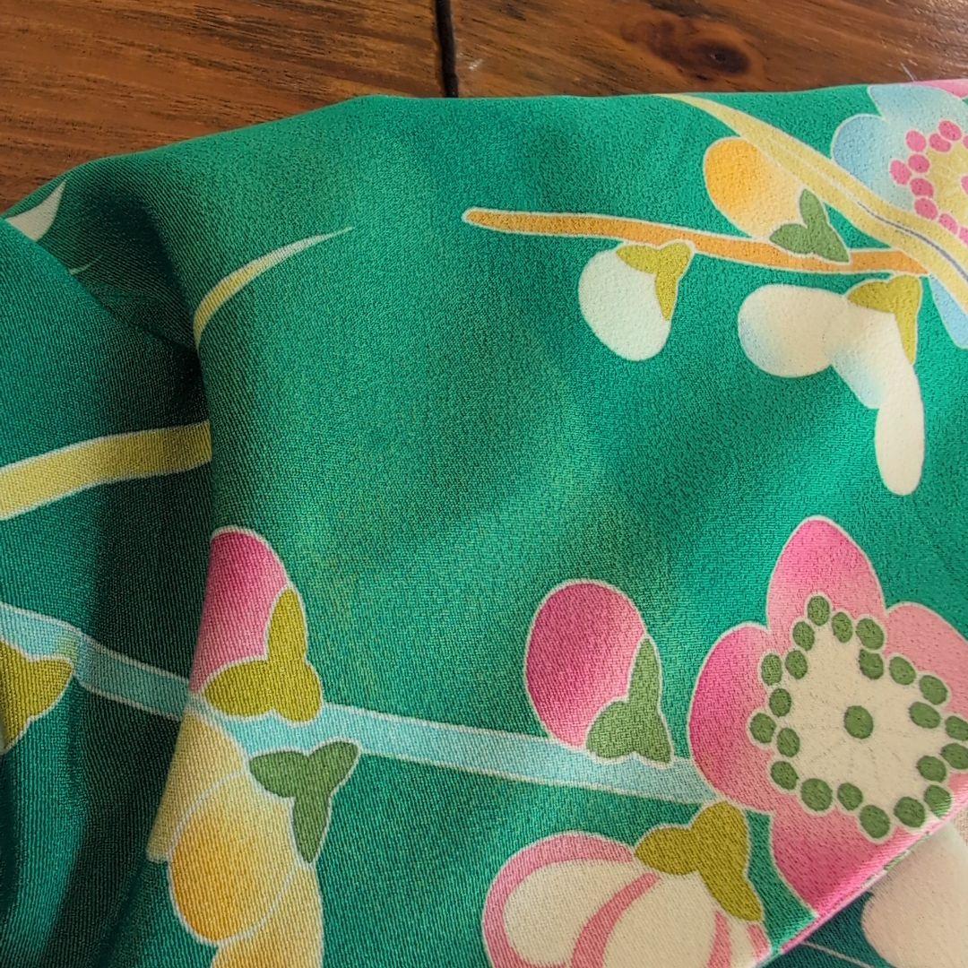 【超美品】緑色 花柄 鳥刺繍 振袖と 長襦袢セット♪
