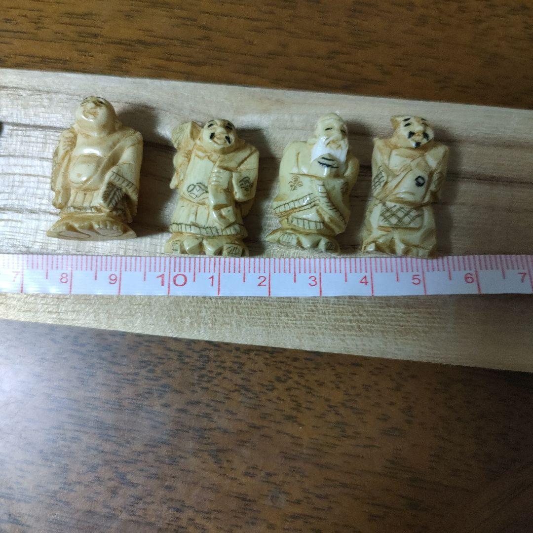 値下げ　象牙色の七福神彫刻 7体セット　 中国骨董　アンティーク