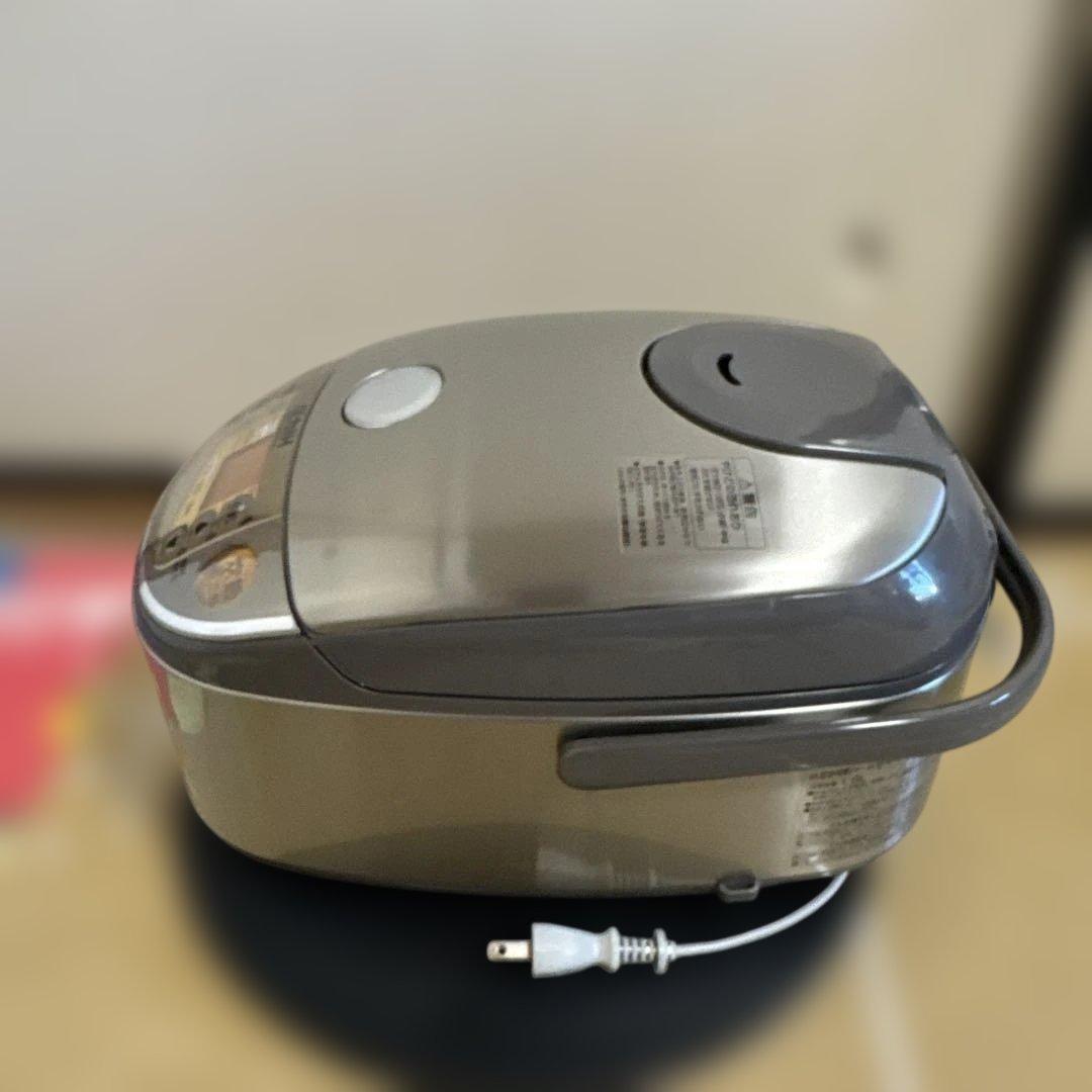 象印 圧力IH炊飯ジャー 【5.5合1.0L】 NP-HP10