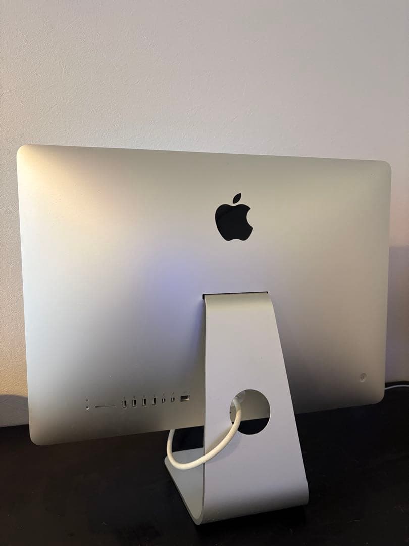 iMac 21.5インチ Mid 2014 1TB/8GB キーボードマウス付