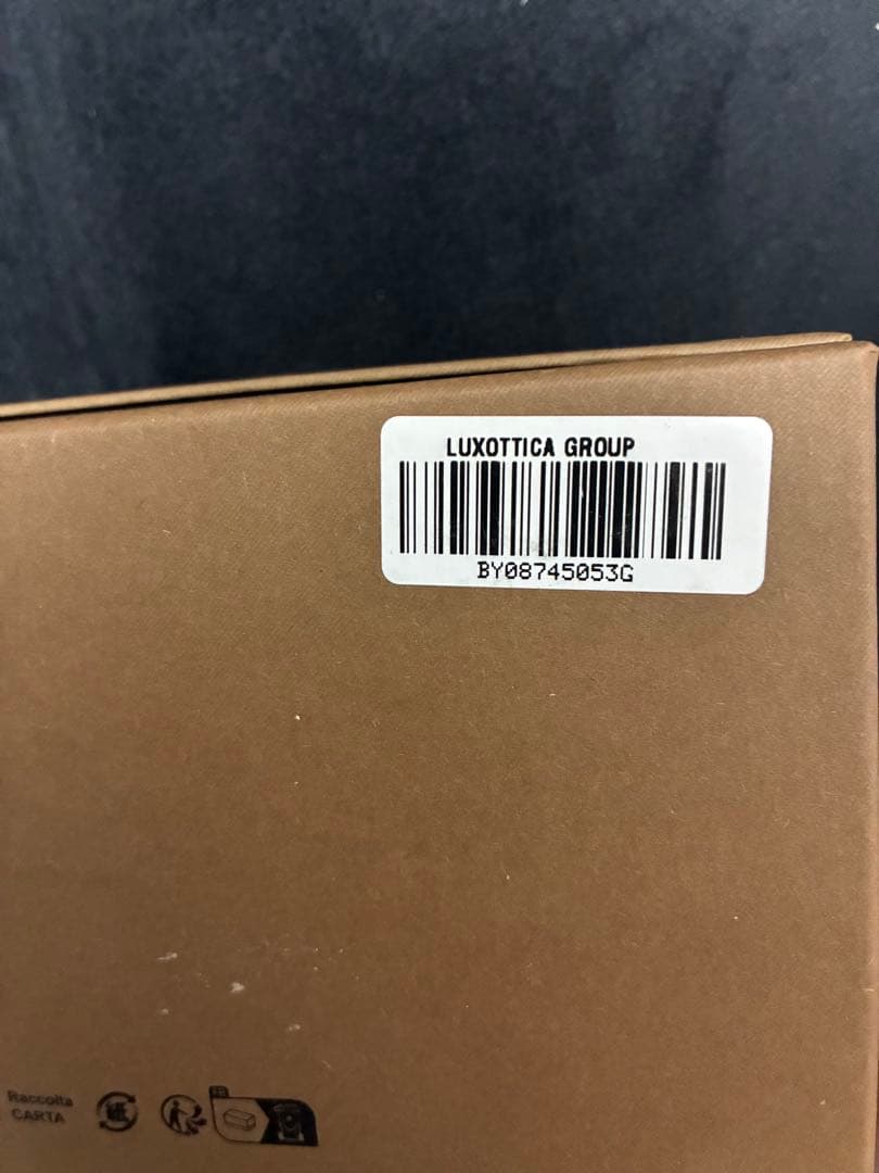 BURBERRY ブラック サングラス