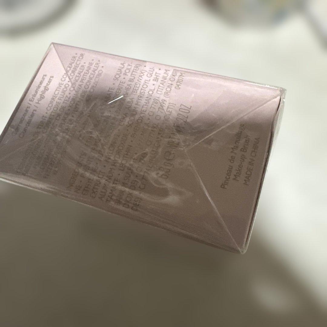 GUERLAIN METEORITES 新品透明フィルムつき　ゲラン