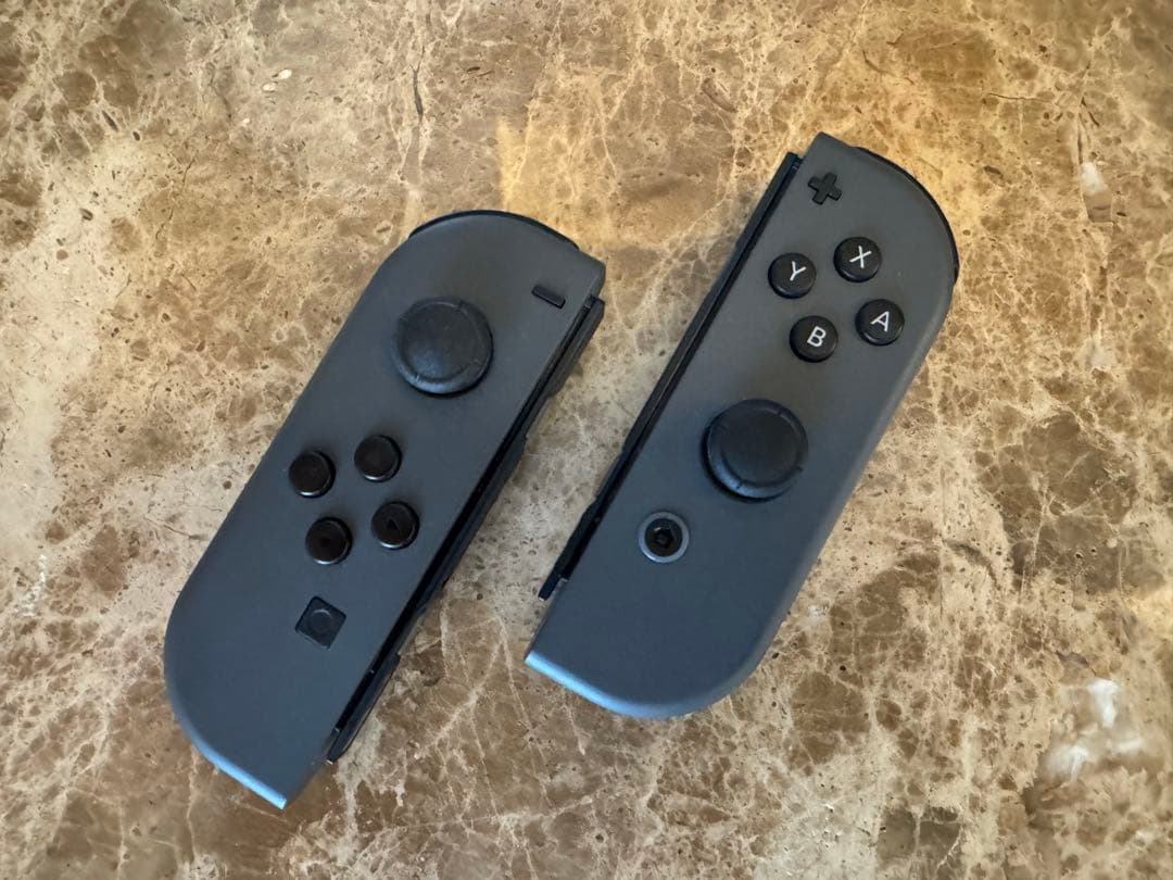Nintendo Switch 本体　グレー
