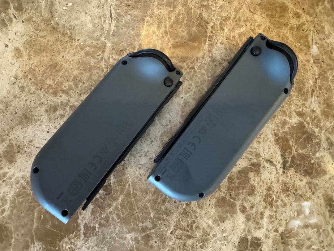 Nintendo Switch 本体　グレー