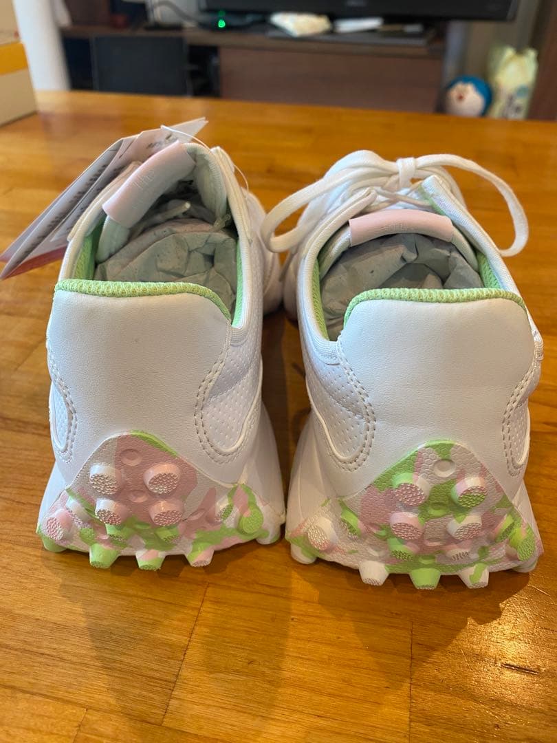 ✳︎新品未使用品✳︎ New Balanceゴルフシューズ(女性用)24.5cm