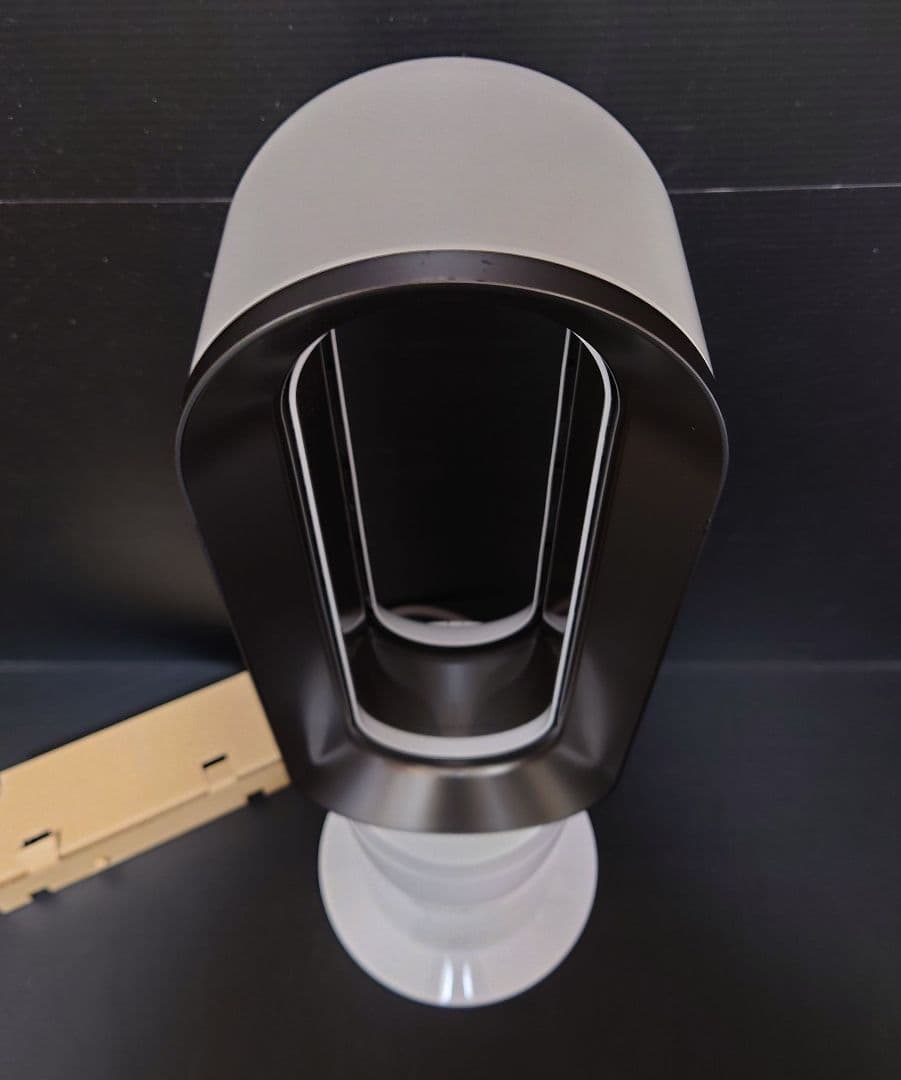 美品 25年製 Dyson hot cool AM09wnn ファンヒーター