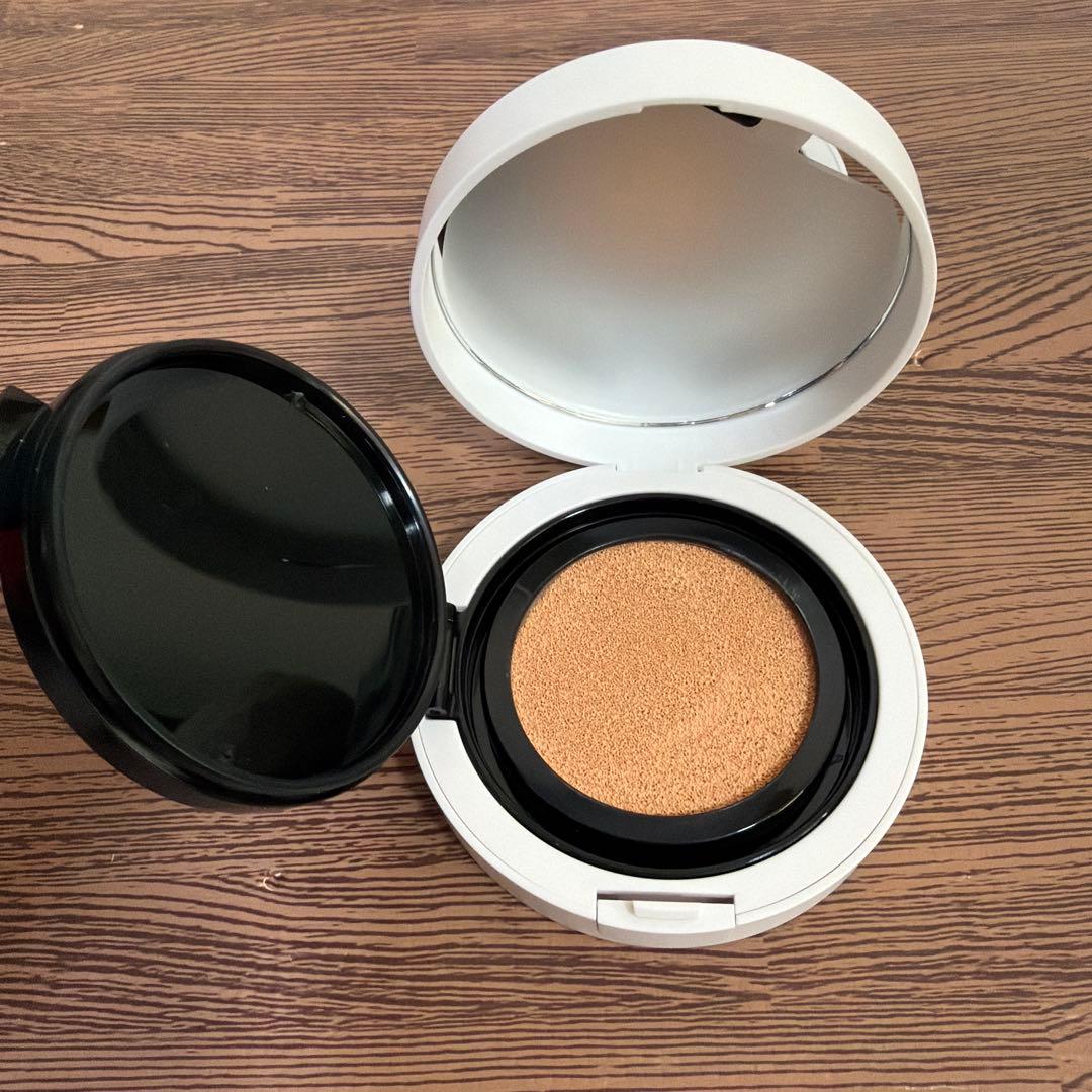 NARS ライトリフレクティング　セラムクッションファンデーション 03789