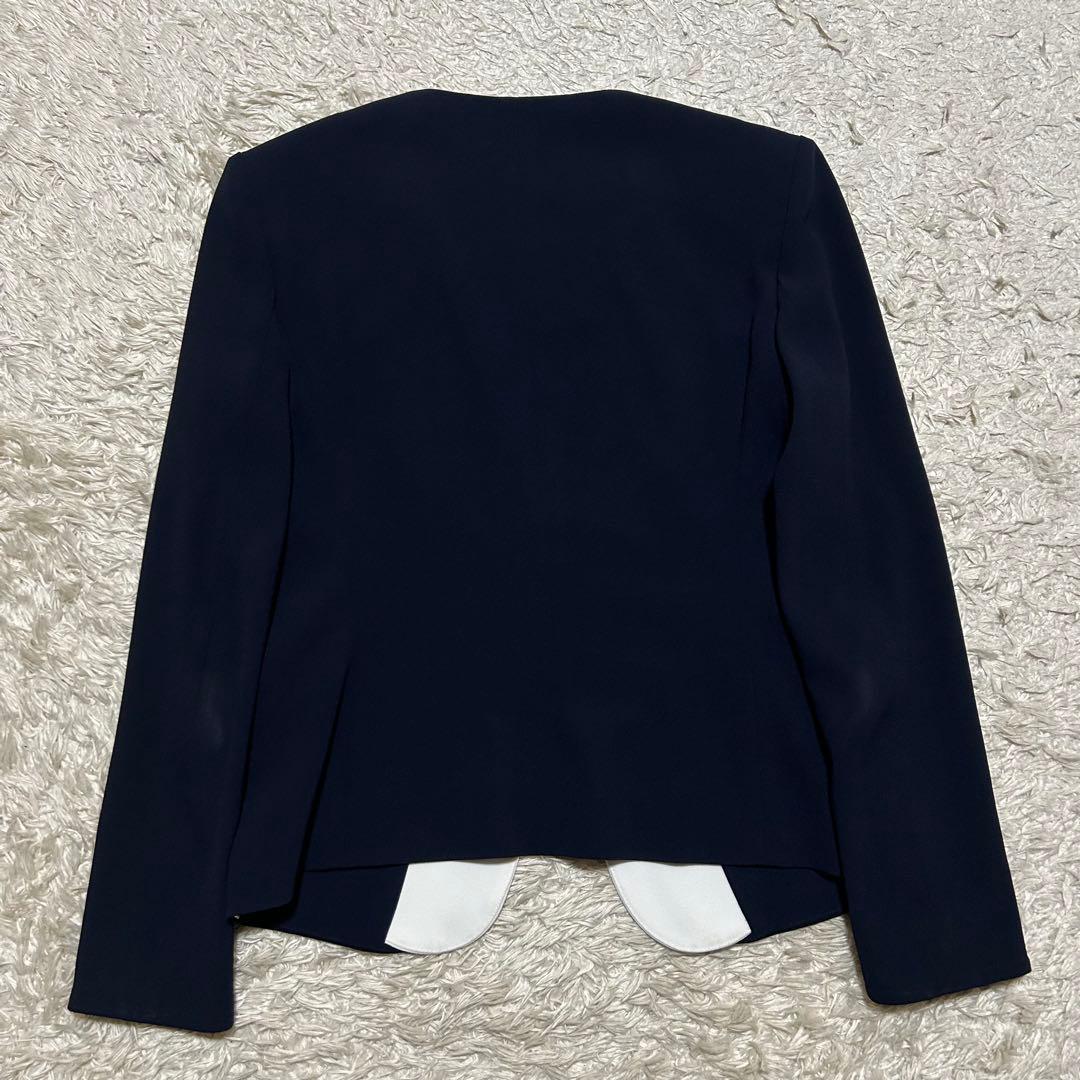 極美品 ベイジ CINDY ノーカラー ダブルカラージャケット 紺 M相当