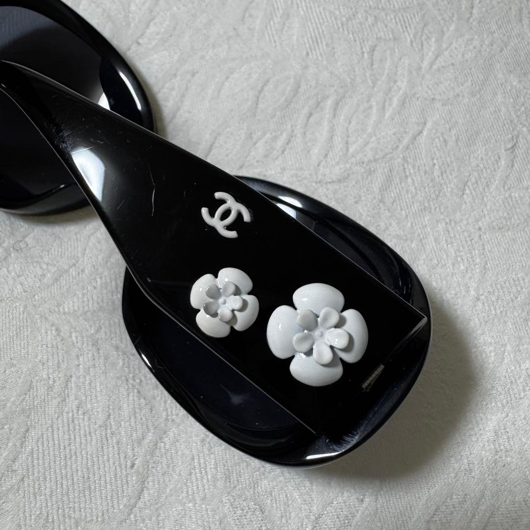 CHANEL サングラス　カメリア