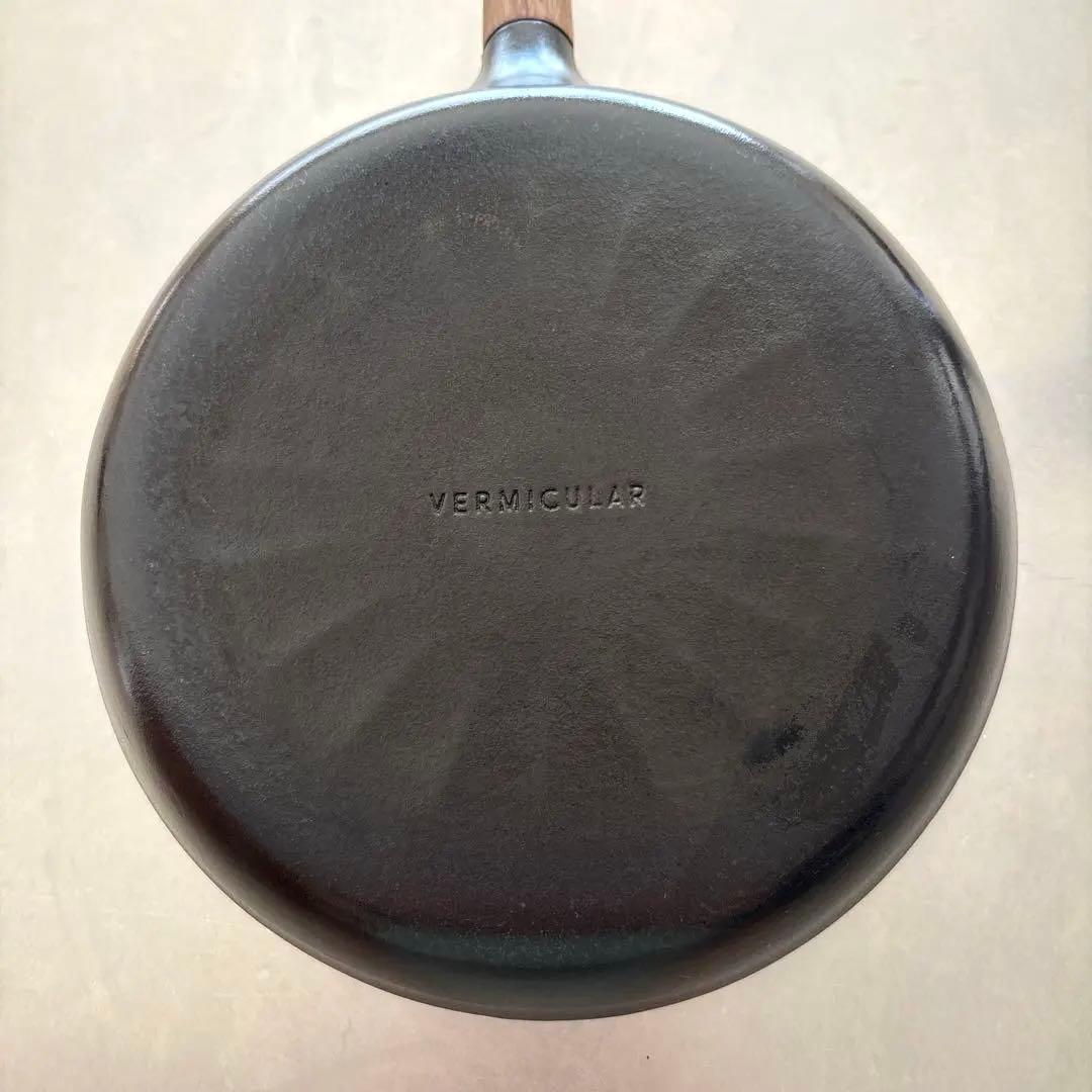 VERMICULAR フライパン 26cm ウォールナット　専用ガラスリッド