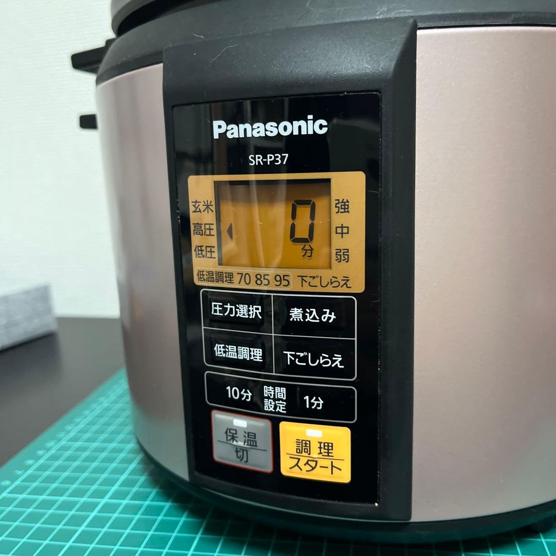 （Ａ）美品　Panasonic 電気圧力鍋 SR-P37-P ピンクカラー