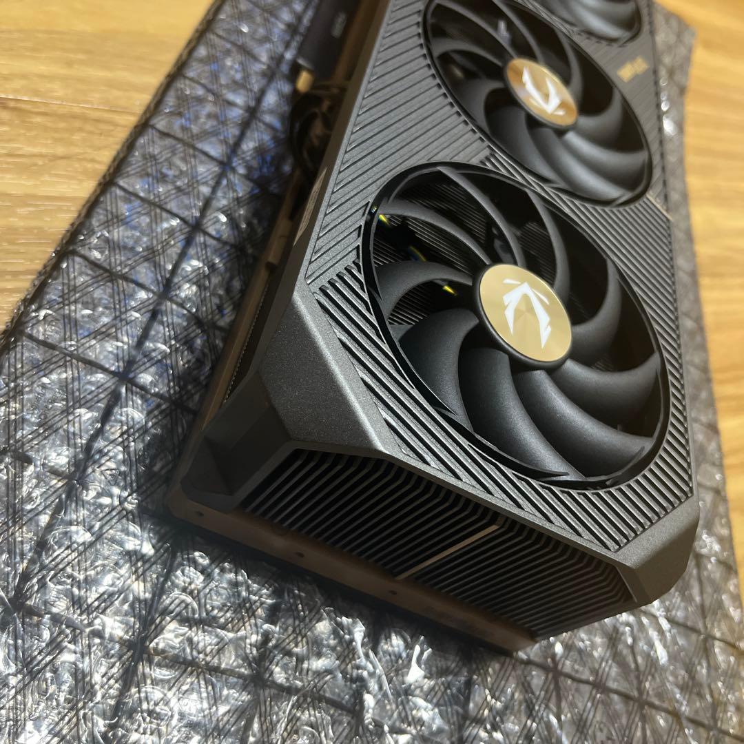 ZOTAC RTX5090 バルク品