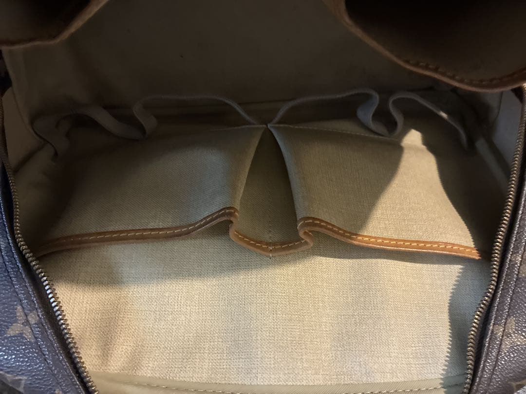 ルイヴィトン　モノグラムドーヴィル　ハンドバッグ　Louis Vuitton