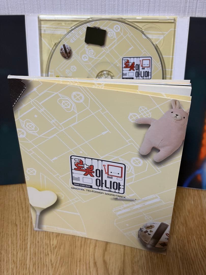 韓国ドラマ　ロボットじゃない～君に夢中 OST　オリジナルサウンドトラックCD