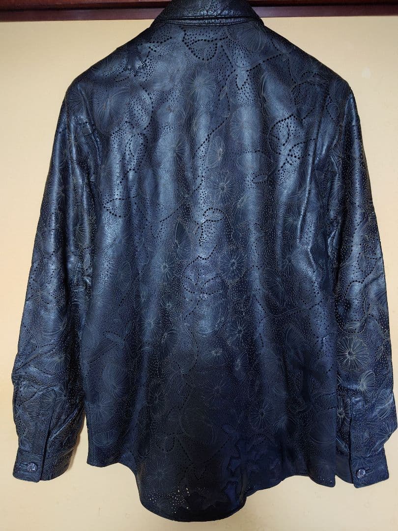 クロムハーツレザーシャツ