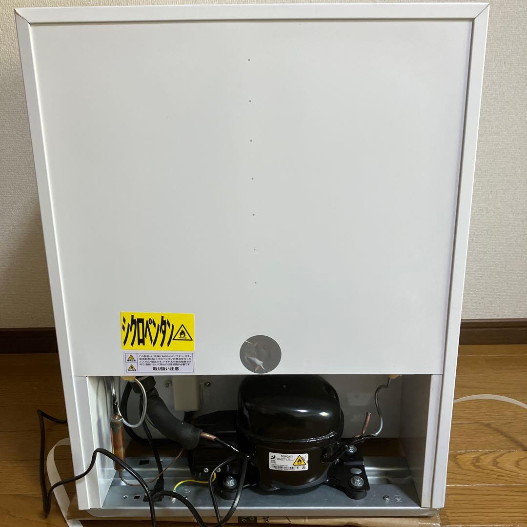 《展示品・未使用品》アビテラックス60L小型冷蔵庫　AR-60E4 2024年製
