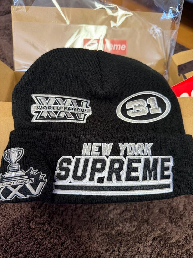 Supreme ニット帽 黒刺繍