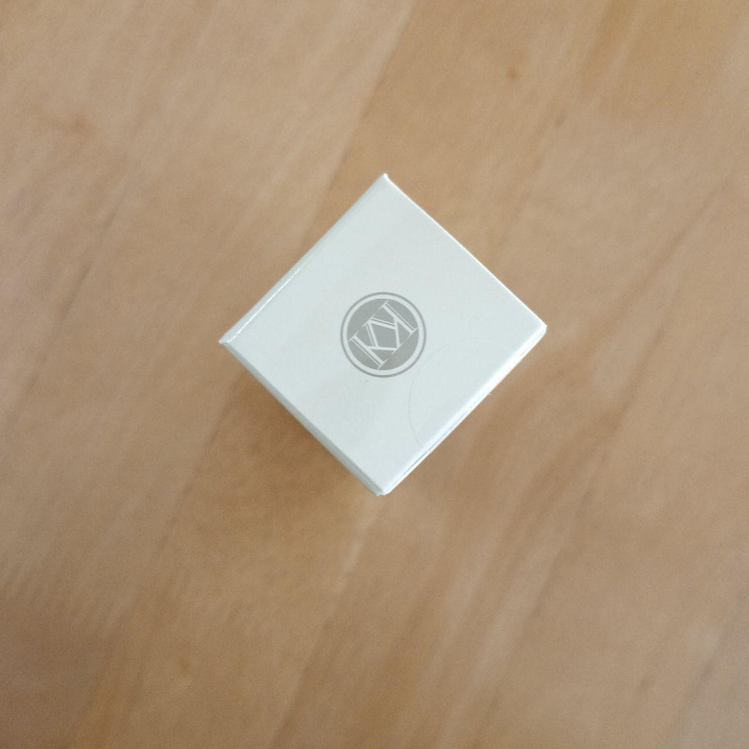 KAMIKA ベージュ シルキースティックファンデーション カミカ ①