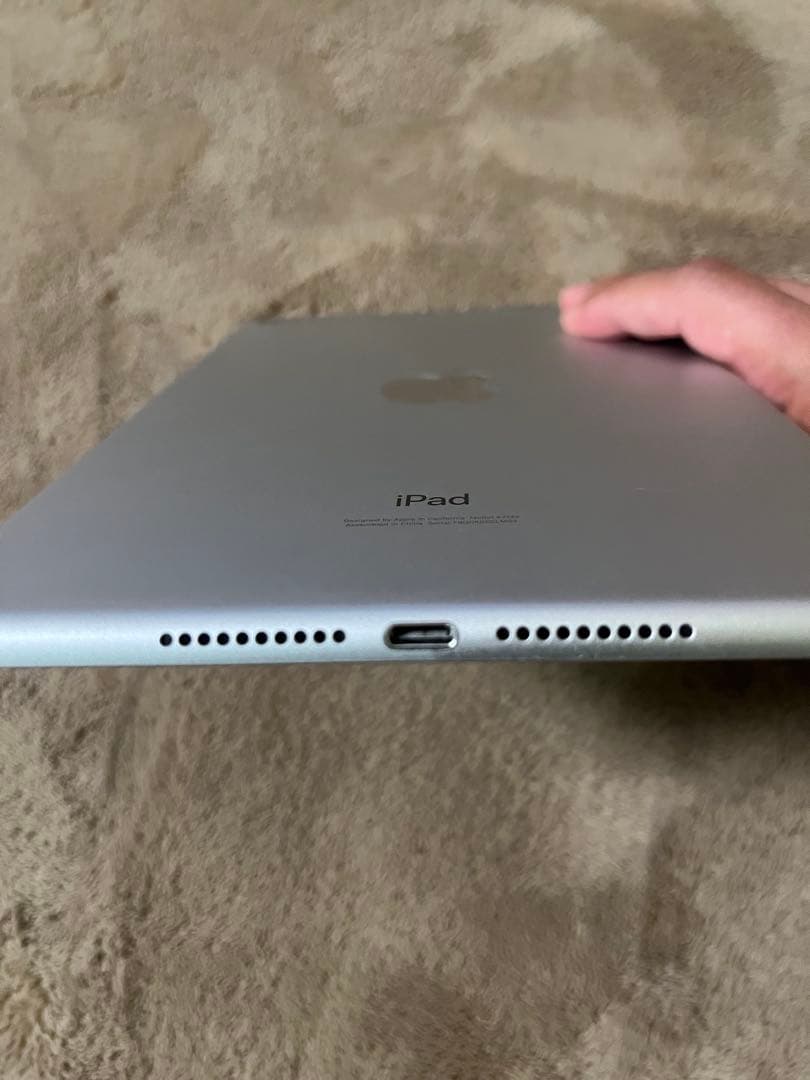 【美品】 iPad mini (第5世代) 64GB シルバー Wi-Fiモデル