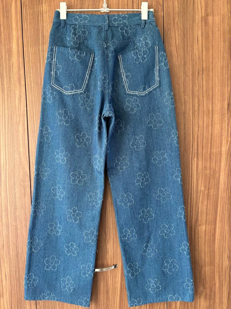 LINKABLE フラワーデニムパンツ
