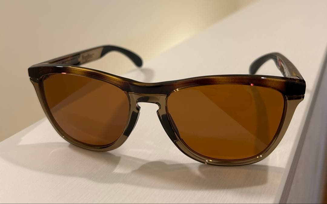 Oakley サングラス Frogskins TM Range 偏光レンズ