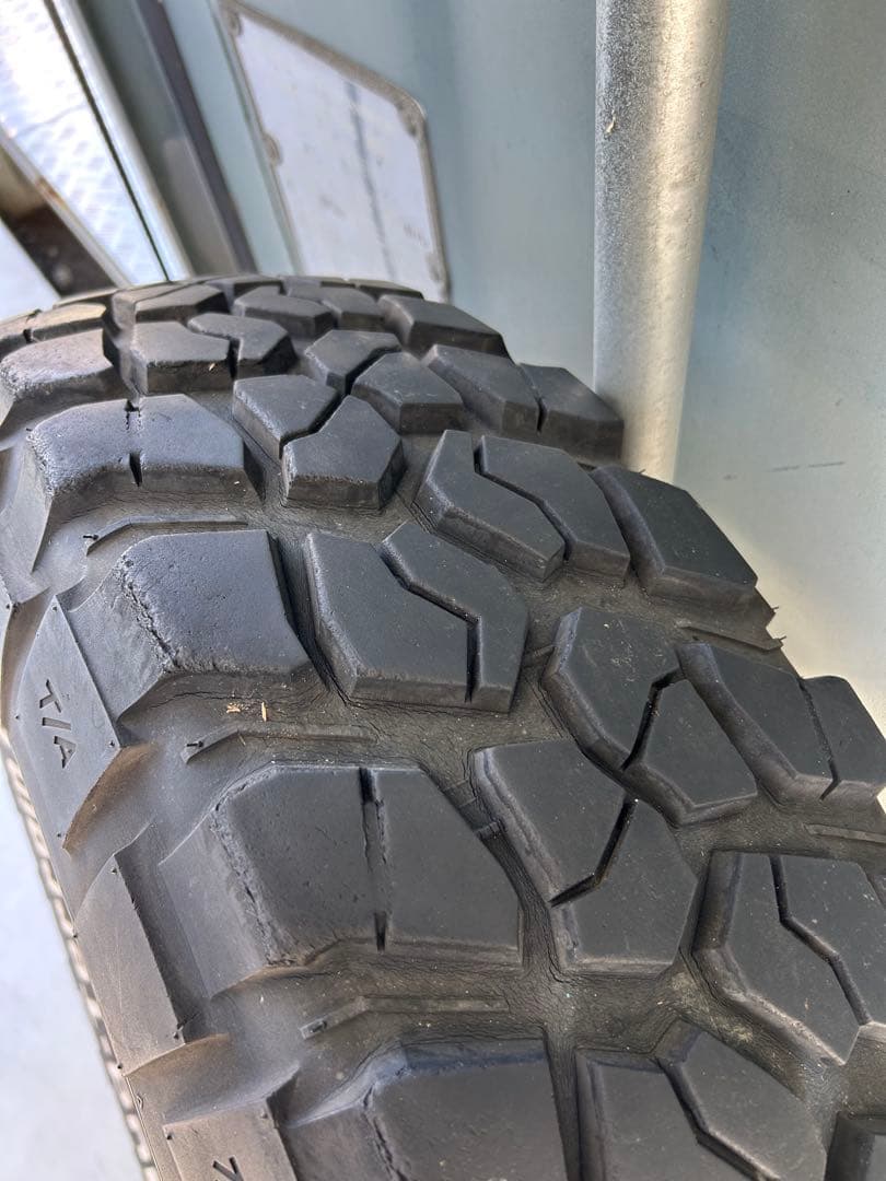 タイヤ・ホイール BF Goodrich 255/85R16