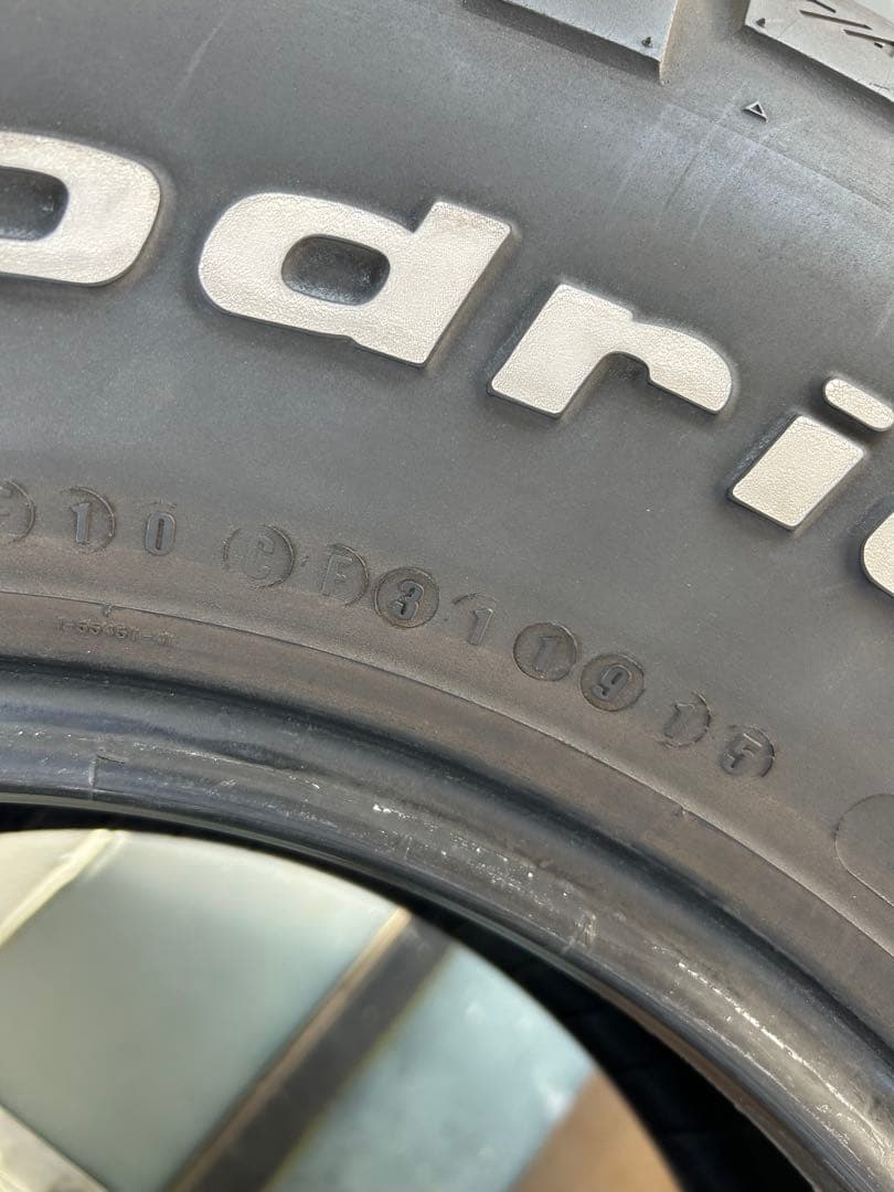 タイヤ・ホイール BF Goodrich 255/85R16
