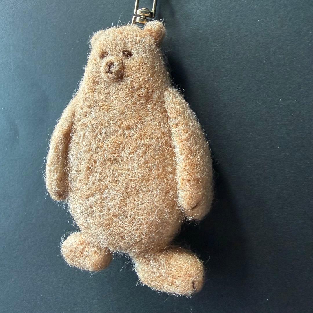 【☆Ted様☆】　羊毛フェルトキーホルダー　しろくま　ハンドメイド　くま