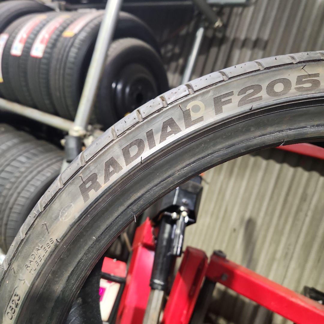 215/35R18　サマータイヤ　4本セット 23年製
