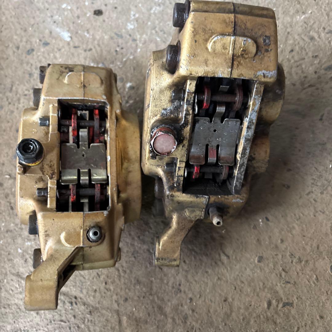 TZR250 ブレーキキャリパー 2個セット1KT、2x t