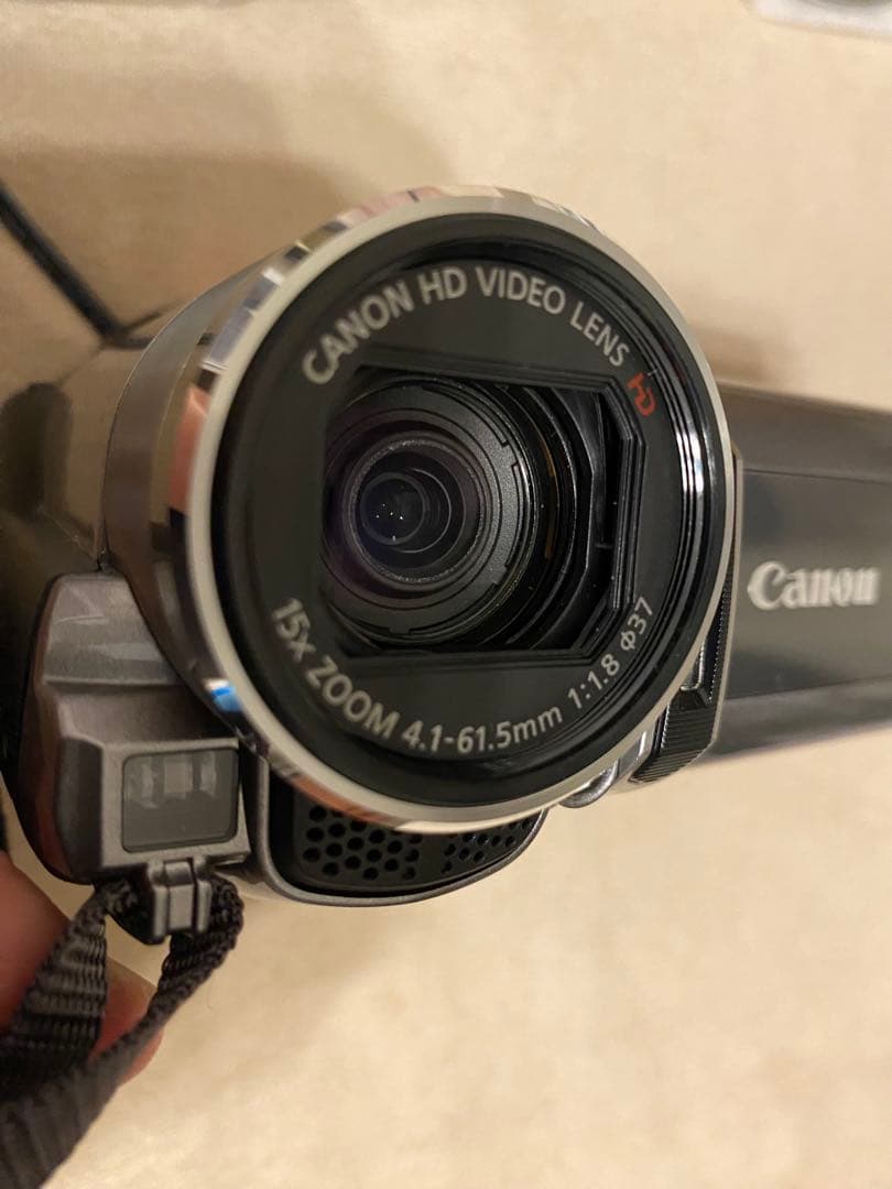 Canon iVIS HF M31 ビデオカメラ　シルバー　キャノン