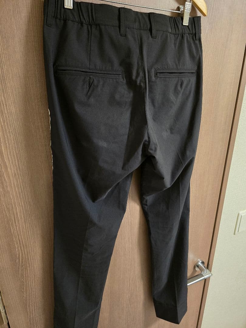 1PIU1UGUALE3 GOLF　ZIP SLACKS［BLACK］