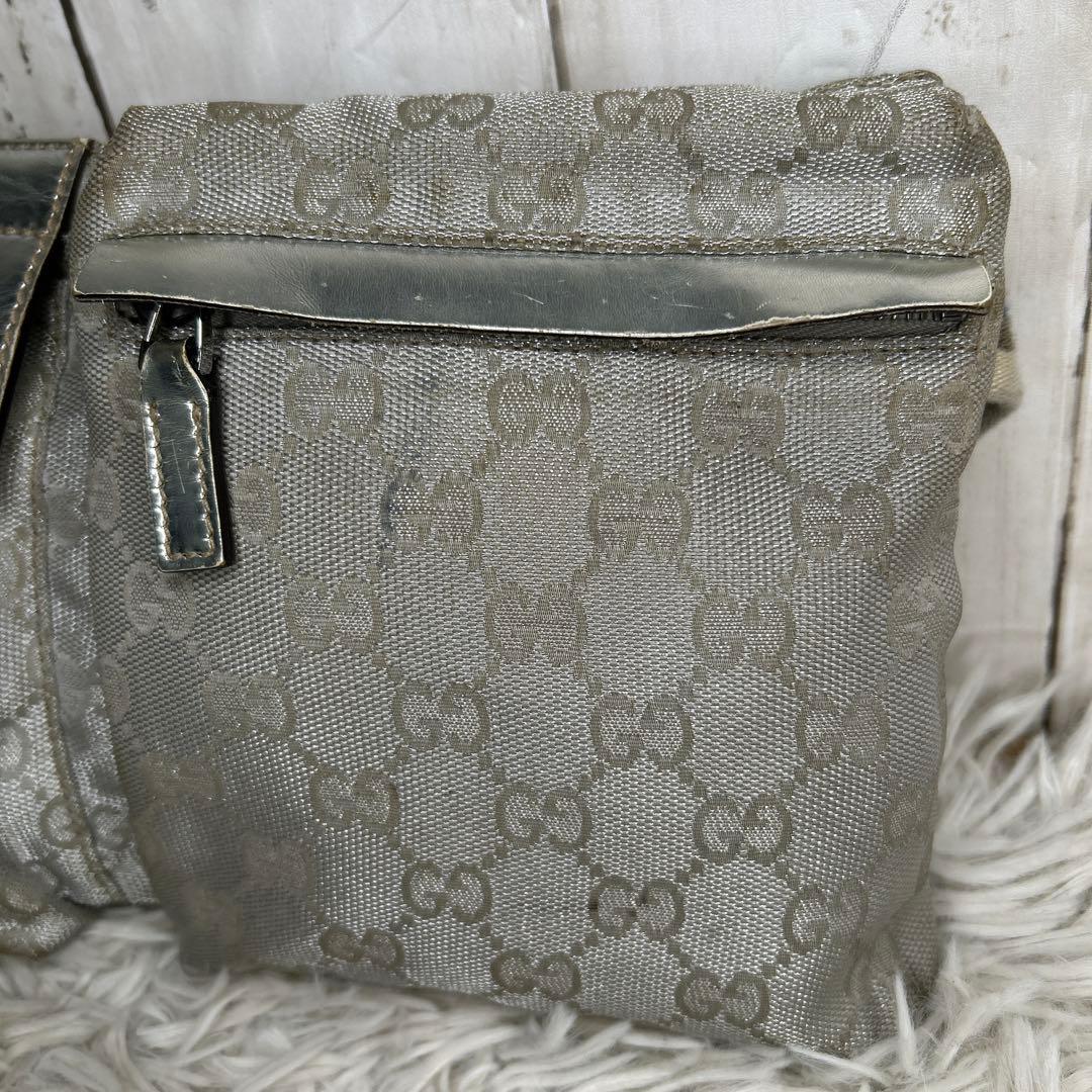 GUCCI シェリーライン　GGキャンバス ボディバッグ ウエストバッグ　銀