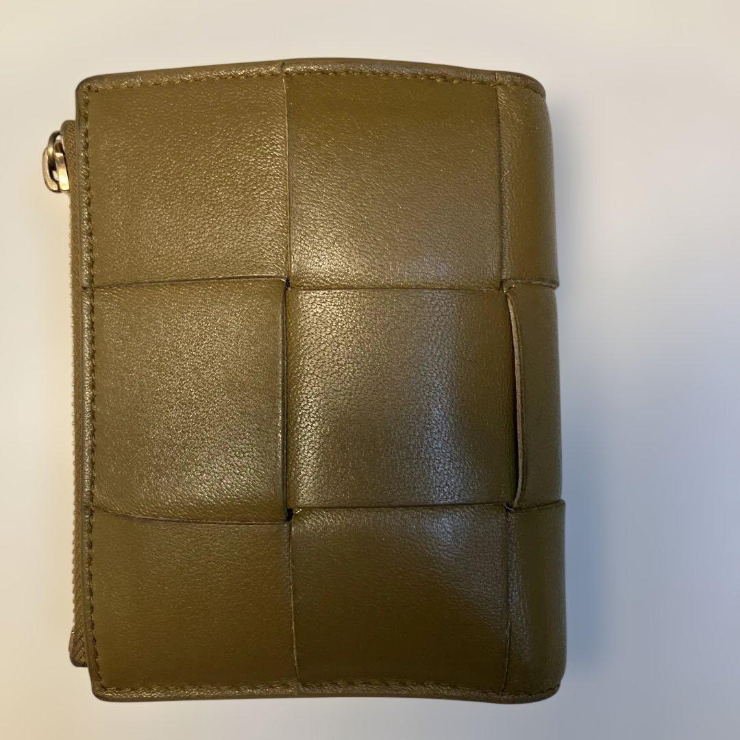 美品 ボッテガ カセット 二つ折り財布 オリーブ イントレ 箱付